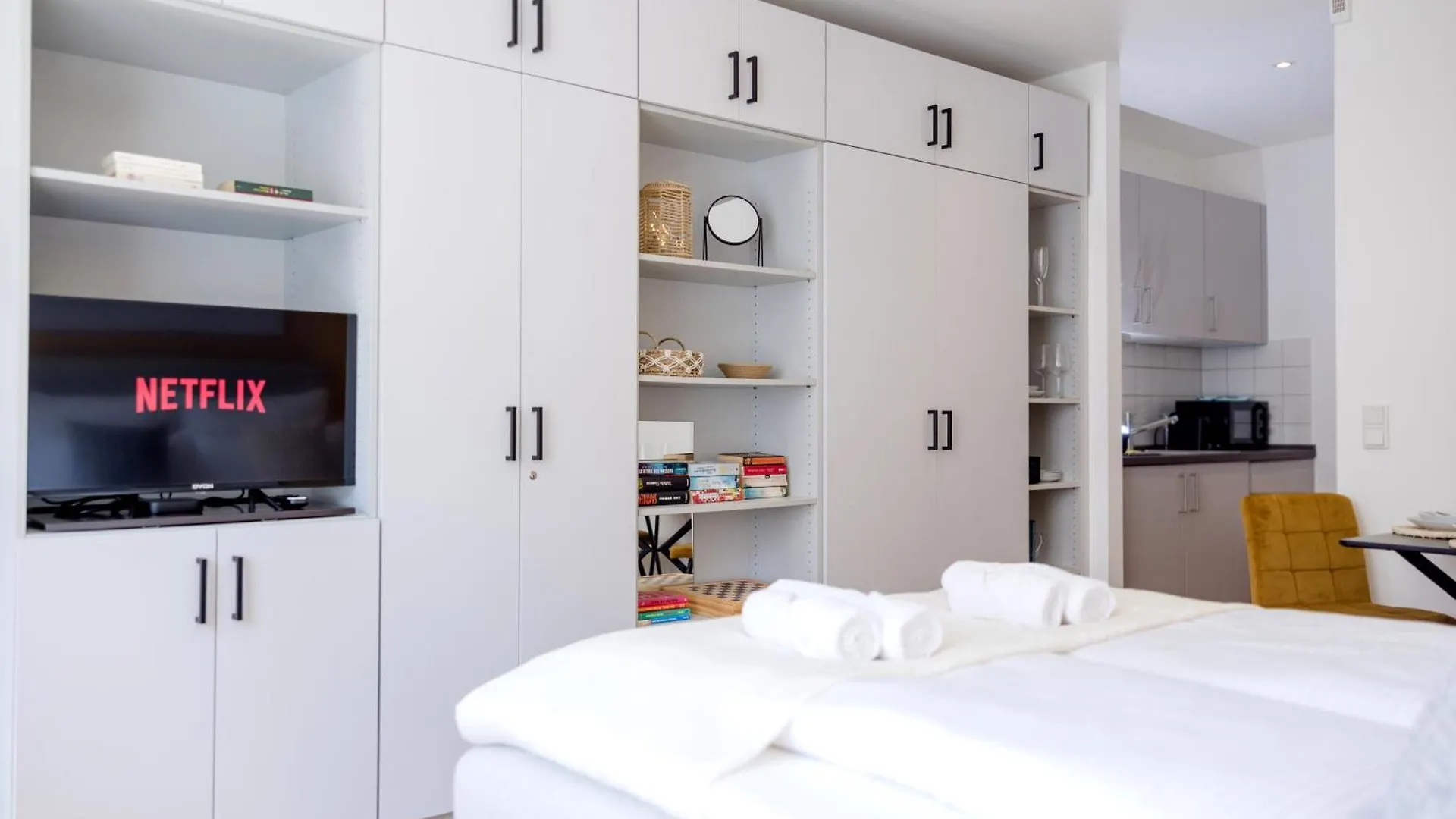 Apartment Lumen Homes - Altstadt-Studio Direkt Im Zentrum, Kueche, Netflix, Oeffentlicher Parkplatz Ums Eck Ingolstadt